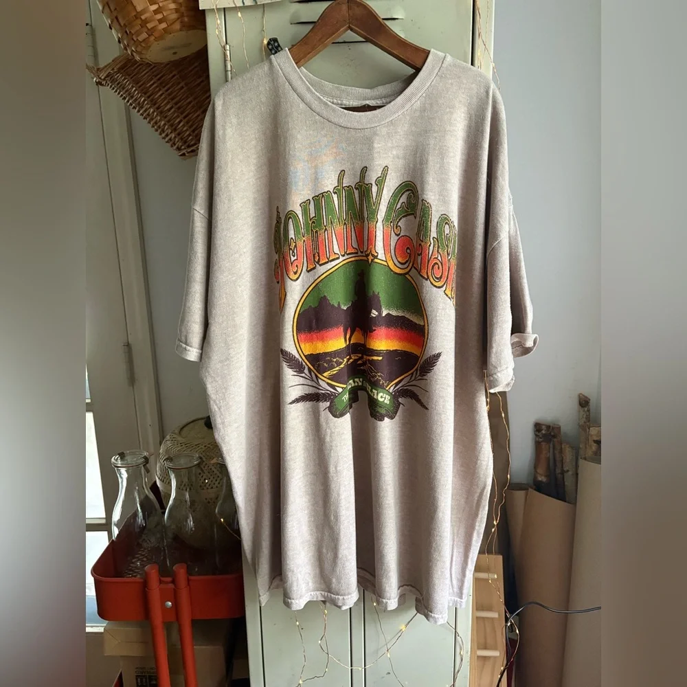 Johnny Cash Man In Black T-Shirt Dress - Picture 5 of 11